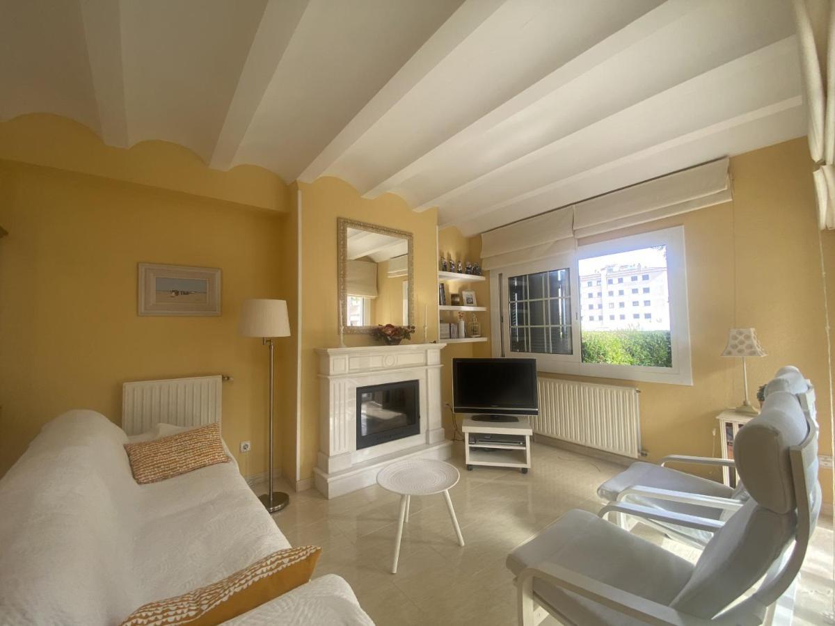 R17 Casa MERCÉ RODOREDA Calafell Extérieur photo