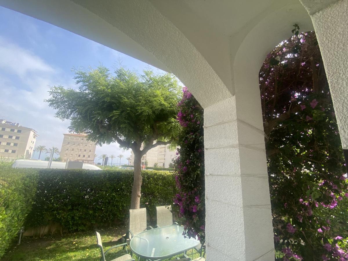 R17 Casa MERCÉ RODOREDA Calafell Extérieur photo
